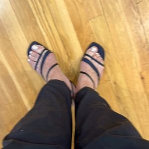 Navy glittered size 8 Nina dress sandals